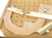 Clamping a semi-circle